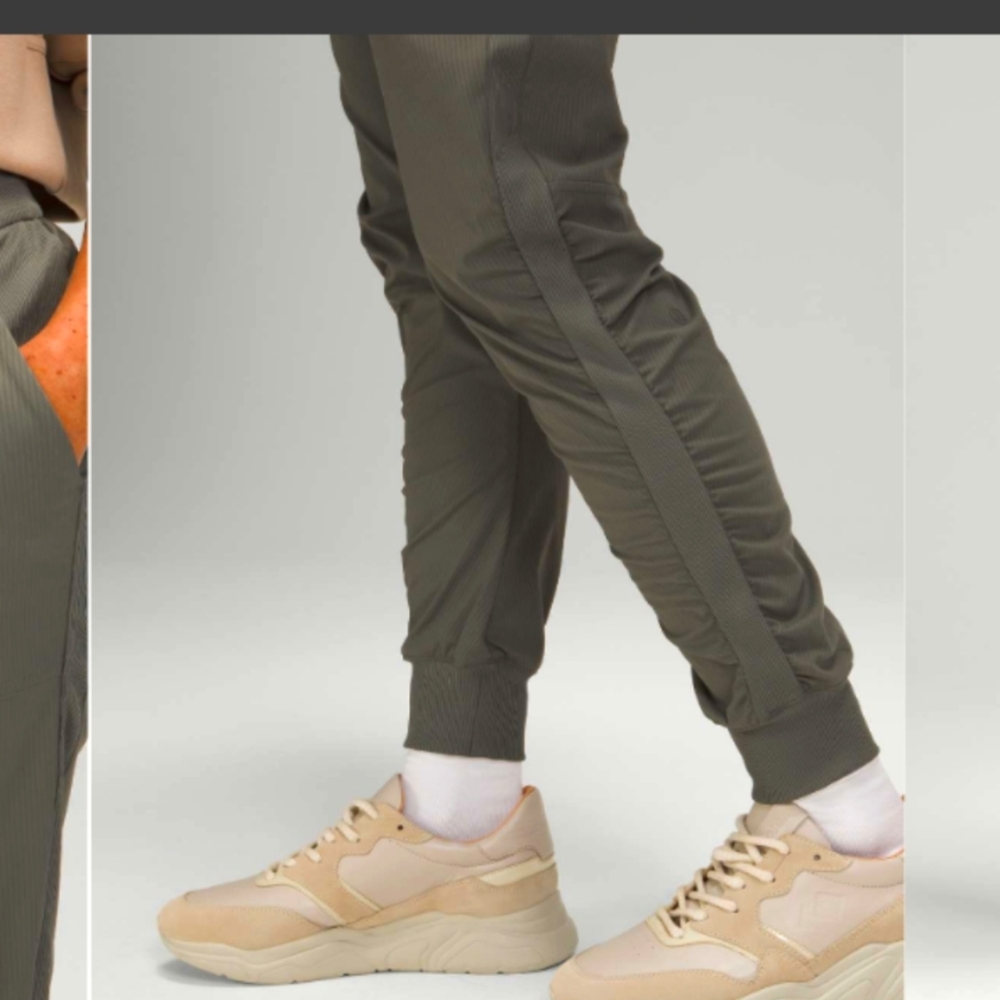 Lululemon Beyond The Studio Joggers - Picture 3 of 11